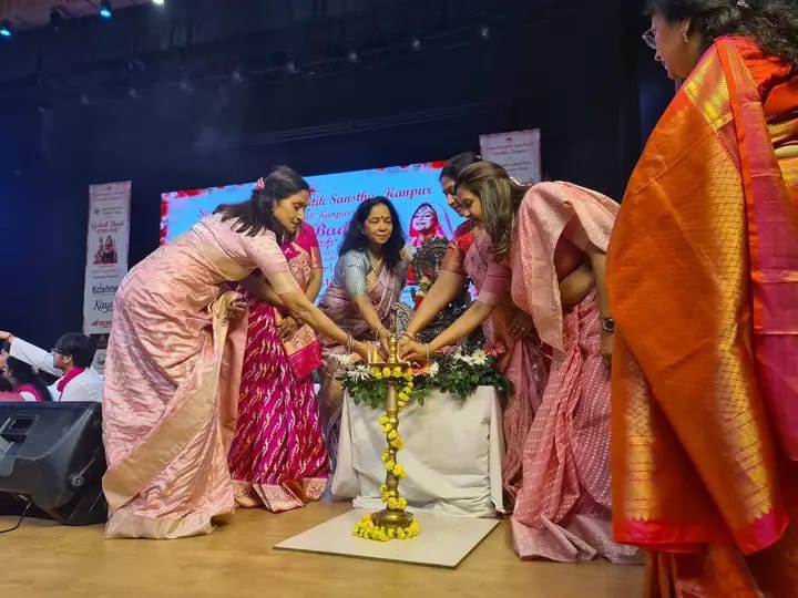 श्रीकृष्ण के मधुर गीत और बनारसी संगीत से हुआ, गुलाब बाड़ी का आयोजन Gulab Badi