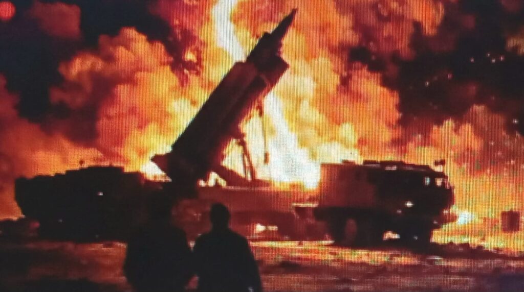 ईरान इजराइल युद्ध में ट्रंप की मुसीबते और बढ़ी Iran-Israel war adds to Trump's troubles