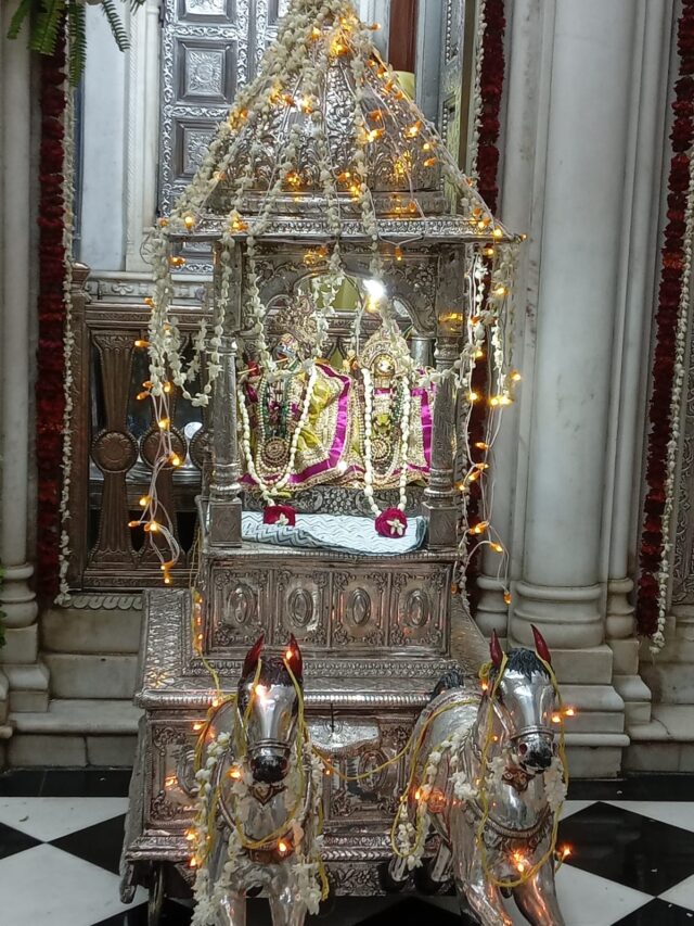 Dwarikadhish Temple Kamla Tower, Kanpur