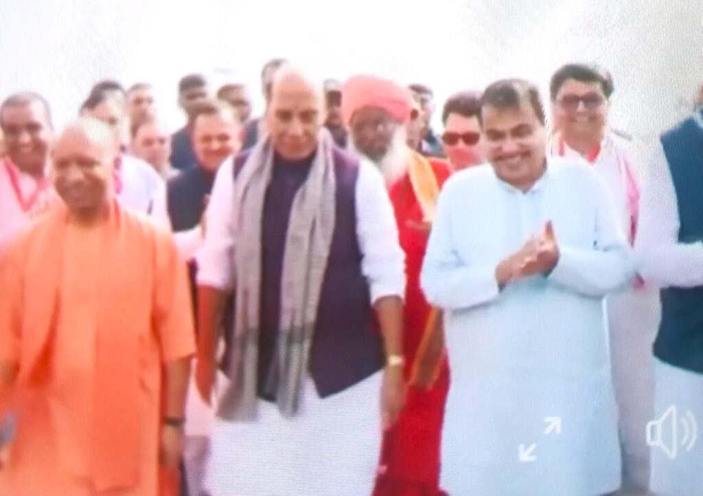 Lucknow Kanpur Expressway: यू.पी. की पहली इलैक्ट्रानिक टोल प्रणाली
